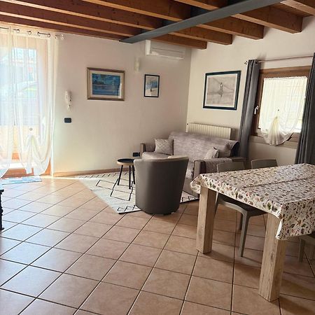 Apartmán Ely Hause Calmasino Exteriér fotografie